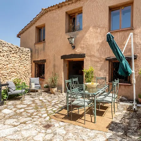 Casa Rural El Viejo Almacen, Proximo A Segovia, 6 Personas