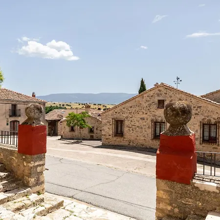 Casa Rural El Viejo Almacen, Proximo A Segovia, 6 Personas Landhaus *