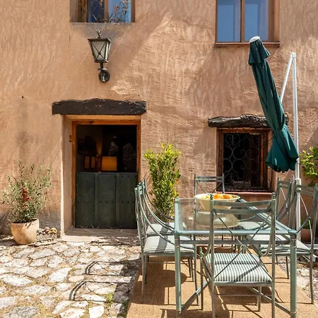 Casa Rural El Viejo Almacen, Proximo A Segovia, 6 Personas Landhaus