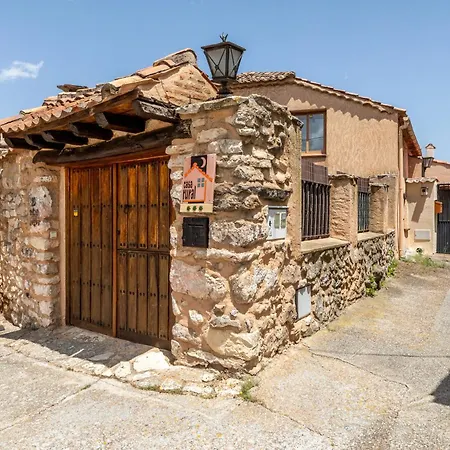 Landhaus Casa Rural El Viejo Almacen, Proximo A Segovia, 6 Personas *