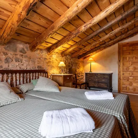 Casa Rural El Viejo Almacen, Proximo A Segovia, 6 Personas *