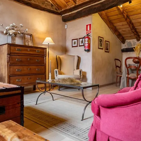 Casa Rural El Viejo Almacen, Proximo A Segovia, 6 Personas Landhaus Losana de Piron