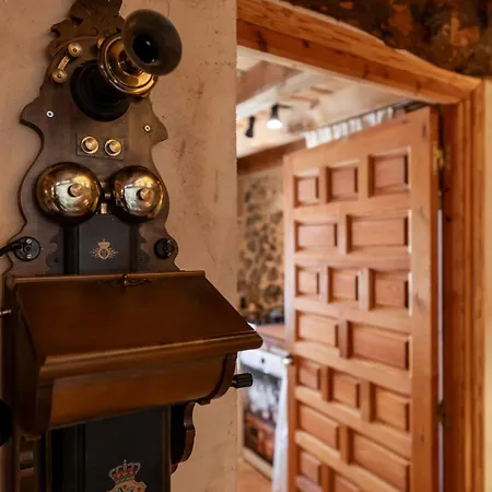 Landhaus El Viejo Almacen, A 20 Minutos De Segovia Losana de Piron