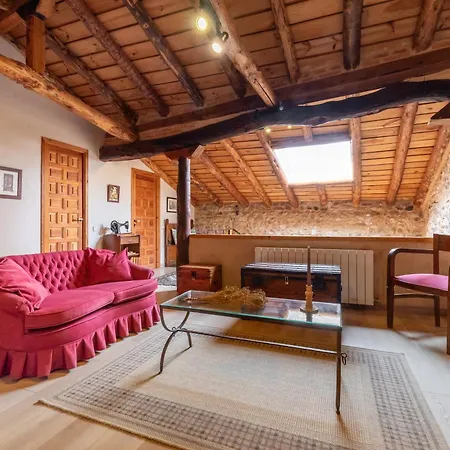 Casa Rural El Viejo Almacen, Proximo A Segovia, 6 Personas Losana de Piron
