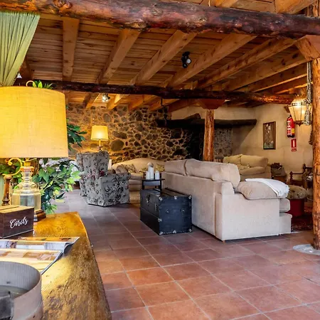 Landhaus El Viejo Almacen, A 20 Minutos De Segovia Losana de Piron