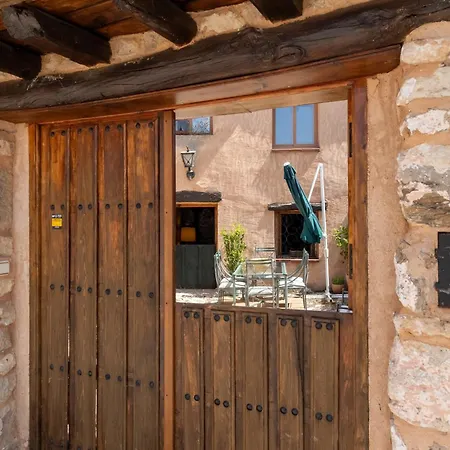 Landhaus Casa Rural El Viejo Almacen, Proximo A Segovia, 6 Personas *